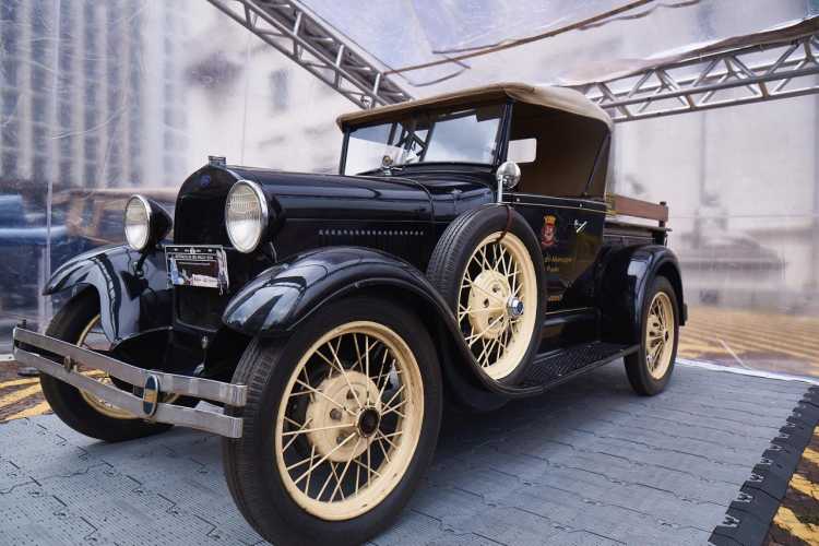 Históricos de São Paulo - 1º Encontro de Carros Antigos