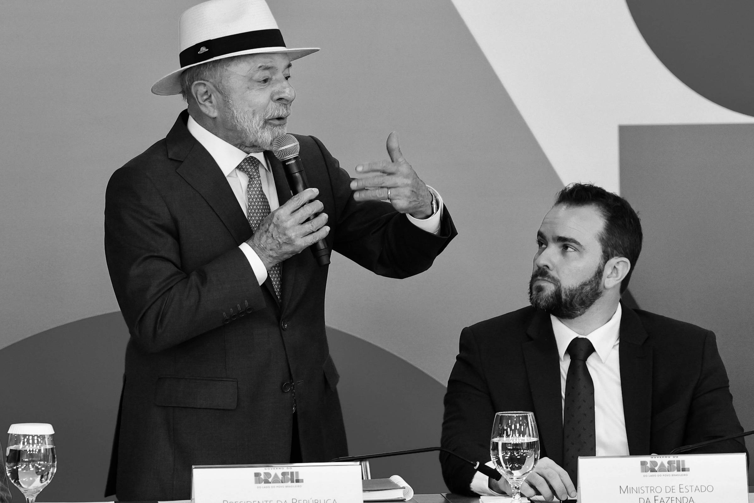 Algo vai mal quando há 2 programas Desenrola em 3 anos