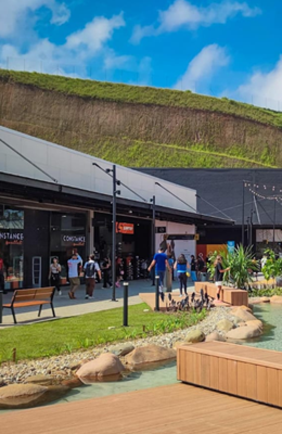 Outlet Premium